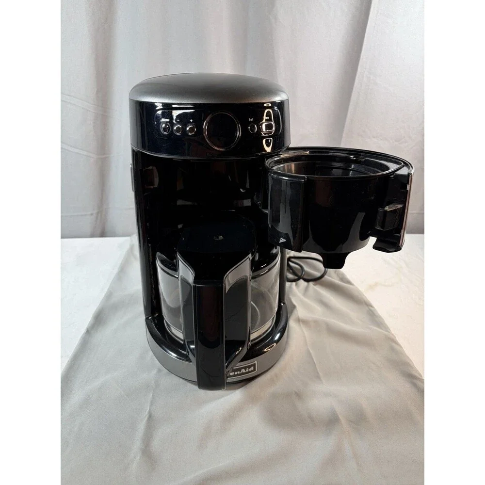 KitchenAid Digital Coffee Maker 12-Cup Glass Carafe KCM1203CUO, EUC